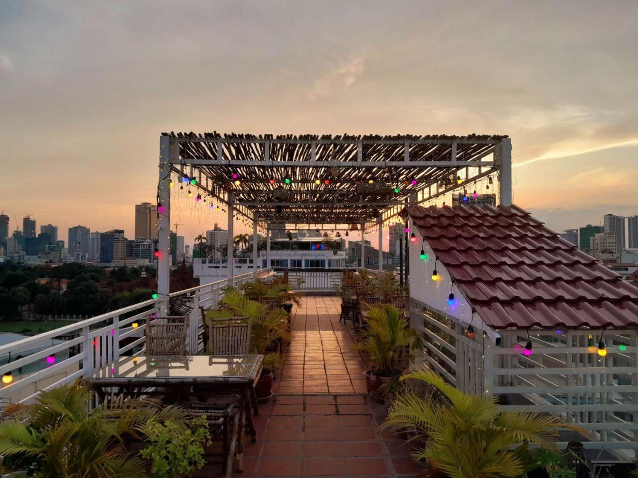 4 Rivers Hotel Phnom Penh Eksteriør billede
